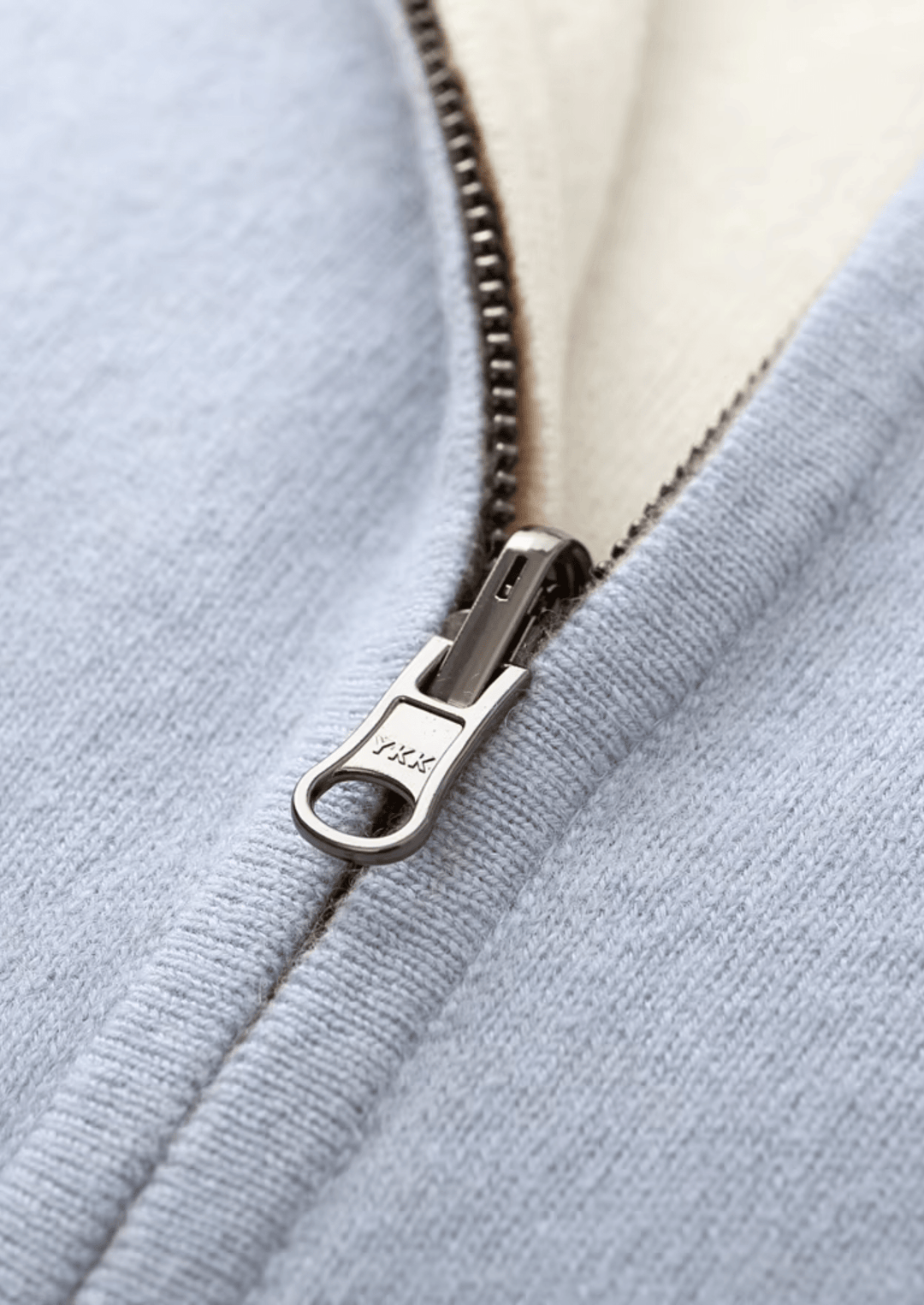 WOOL ZIP CARDIGAN